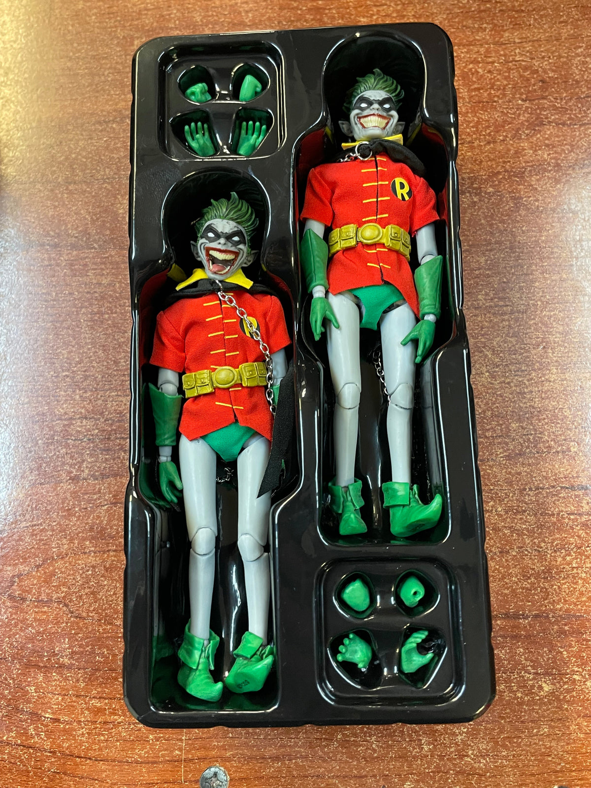 Batman Who Laughs & Robin DAH-063DX (Beast Kingdom, DC) COMPLETE product image 16, provided for visual reference and product
