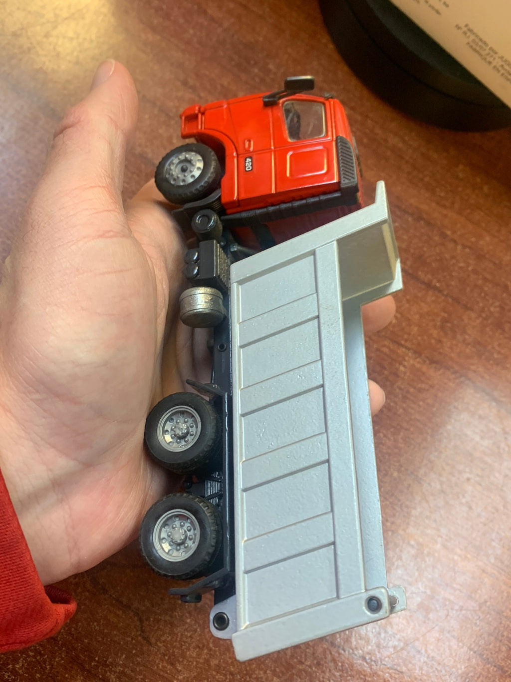 Volvo FH12-420 Dumptruck 1/50 Scale( Vintage JOAL, Compact) product image 4, provided for visual reference and product