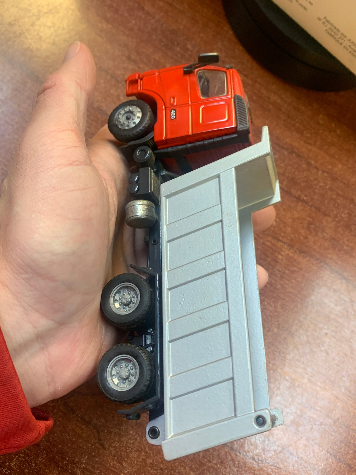 Volvo FH12-420 Dumptruck 1/50 Scale( Vintage JOAL, Compact) product image 4, provided for visual reference and product