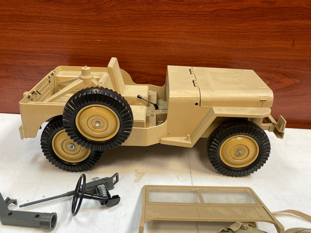 Desert Patrol Attack Jeep with Driver (Vintage 12” GI Joe, Hasbro) **Original** product image 36, provided for visual
