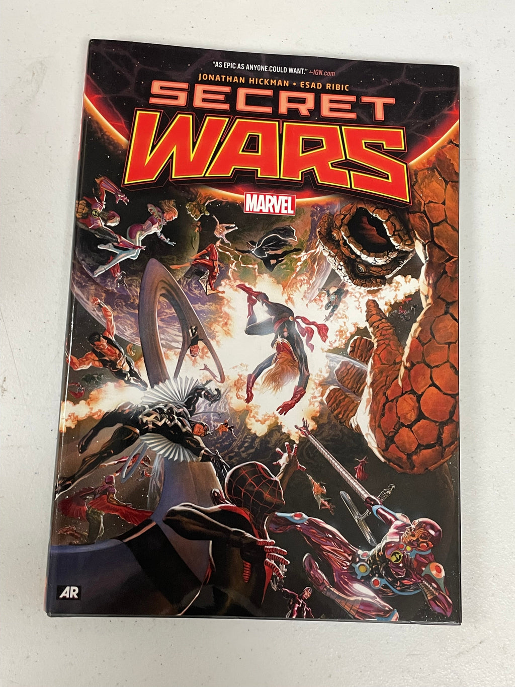 Secret Wars #1-9 (Marvel Trade Hardback) product image 4, provided for visual reference and product detail review