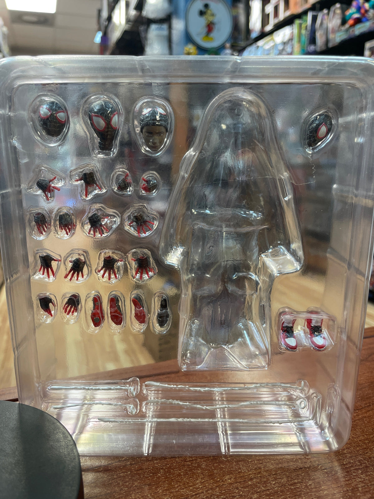 Miles Morales NO. 107 (Mafex, Spider-Man Into The Spider-verse) product image 2, provided for visual reference and product