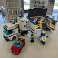 7288 Mobile Police Unit (Retired) (Previously Owned) product image 1, provided for visual reference and product detail review