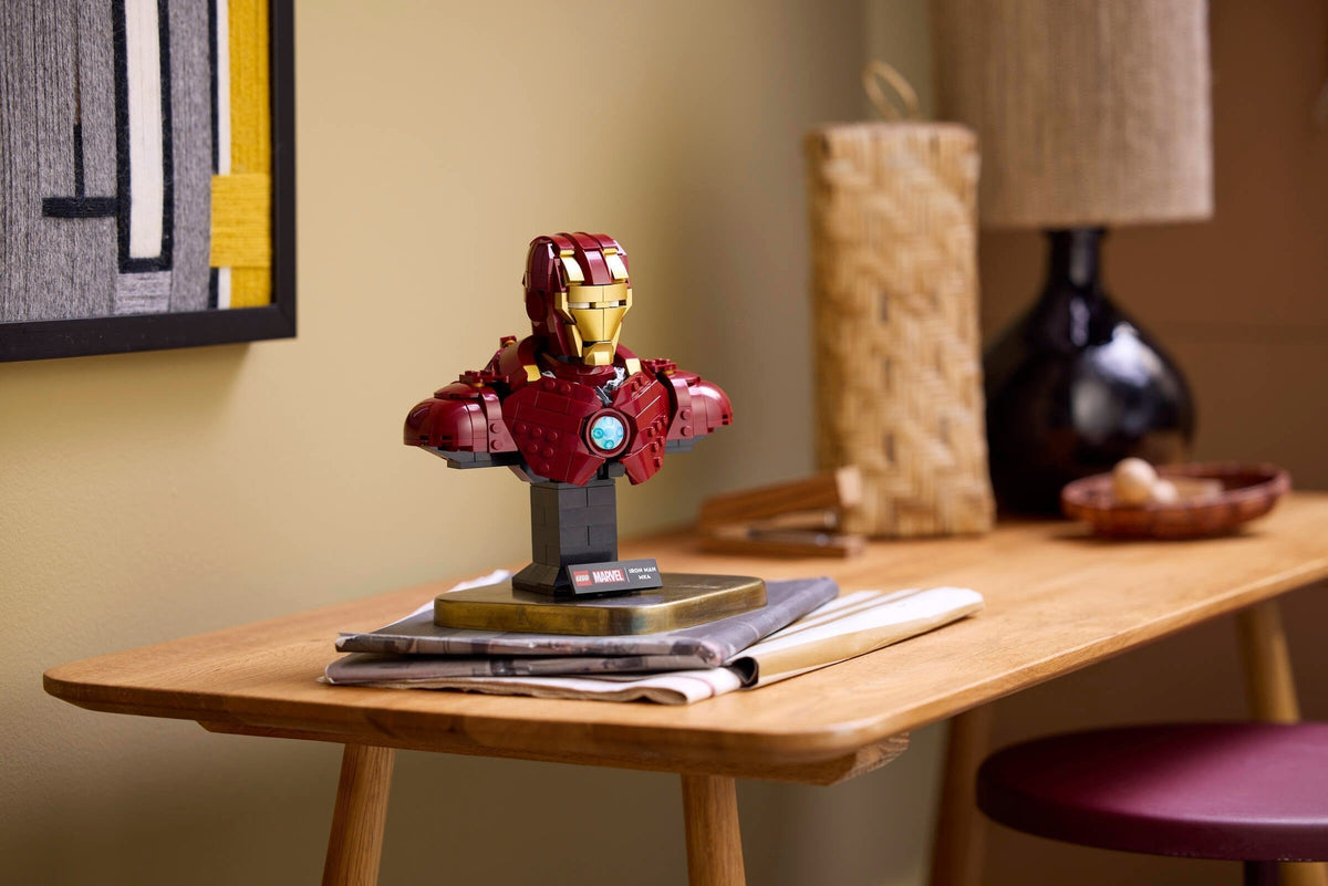 76327 Iron Man MK4 Bust product image 3, provided for visual reference and product detail review
