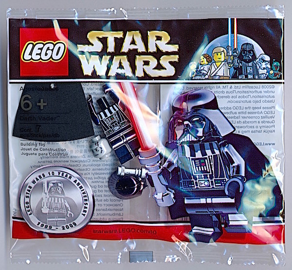 4547551 Chrome Darth Vader 10 Year Anniversary Promotional Minifigure polybag (Sealed) product image 1, provided for visual