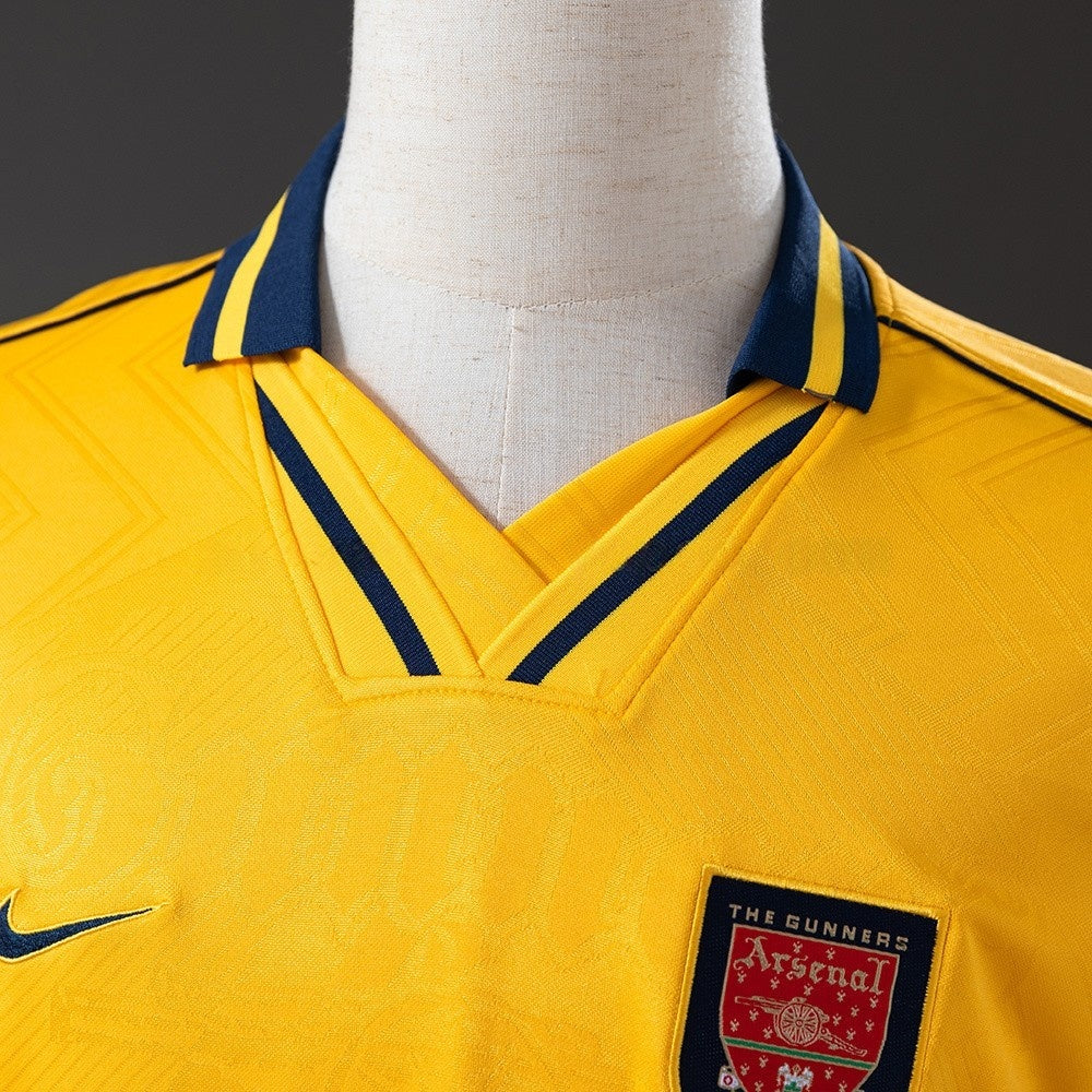 Arsenal Jersey 1996-97 Away Retro Football Kit product image 7
