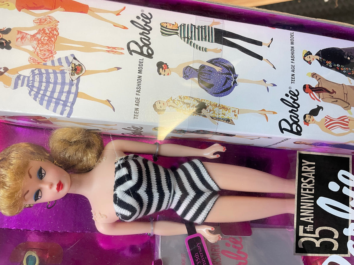 35th Anniversary Blonde #11590 (Vintage Barbie, Mattel) **SEALED** product image 9, provided for visual reference and