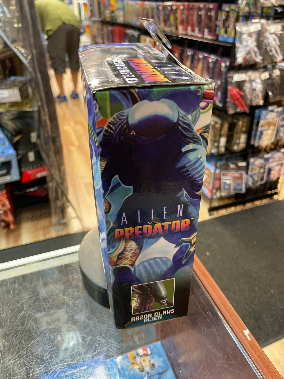 Razor Claws Alien (NECA, Predator vs Alien) **SEALED** product image 6, provided for visual reference and product detail