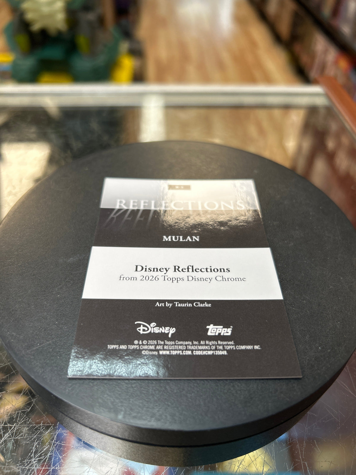Mulan Disney Reflections R-3 (Disney, 2026 Topps Chrome) product image 3, provided for visual reference and product detail