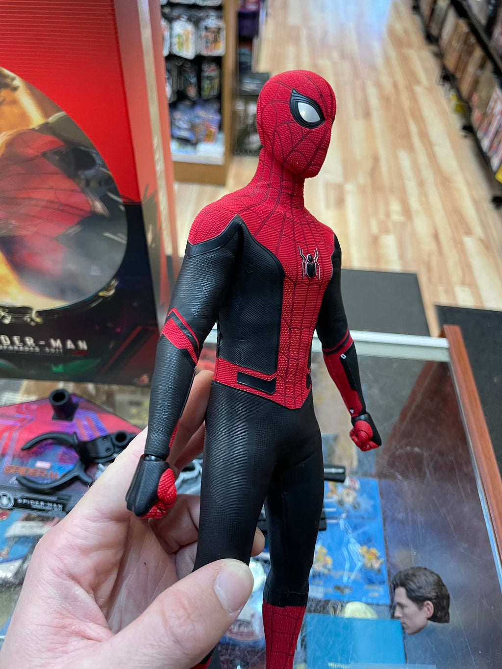 Spider-Man Upgraded MMS542 1/6 Scale (Hot Toys, Marvel) product image 18, provided for visual reference and product detail