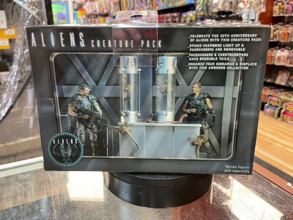 Creature Pack (NECA, Aliens) **SEALED** product image 5, provided for visual reference and product detail review
