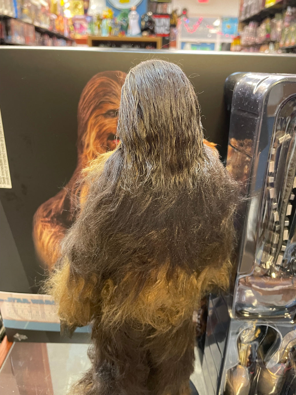 Chewbacca with Disassembled C-3PO MMS766 (Star Wars Hot Toys) COMPLETE product image 8, provided for visual reference and