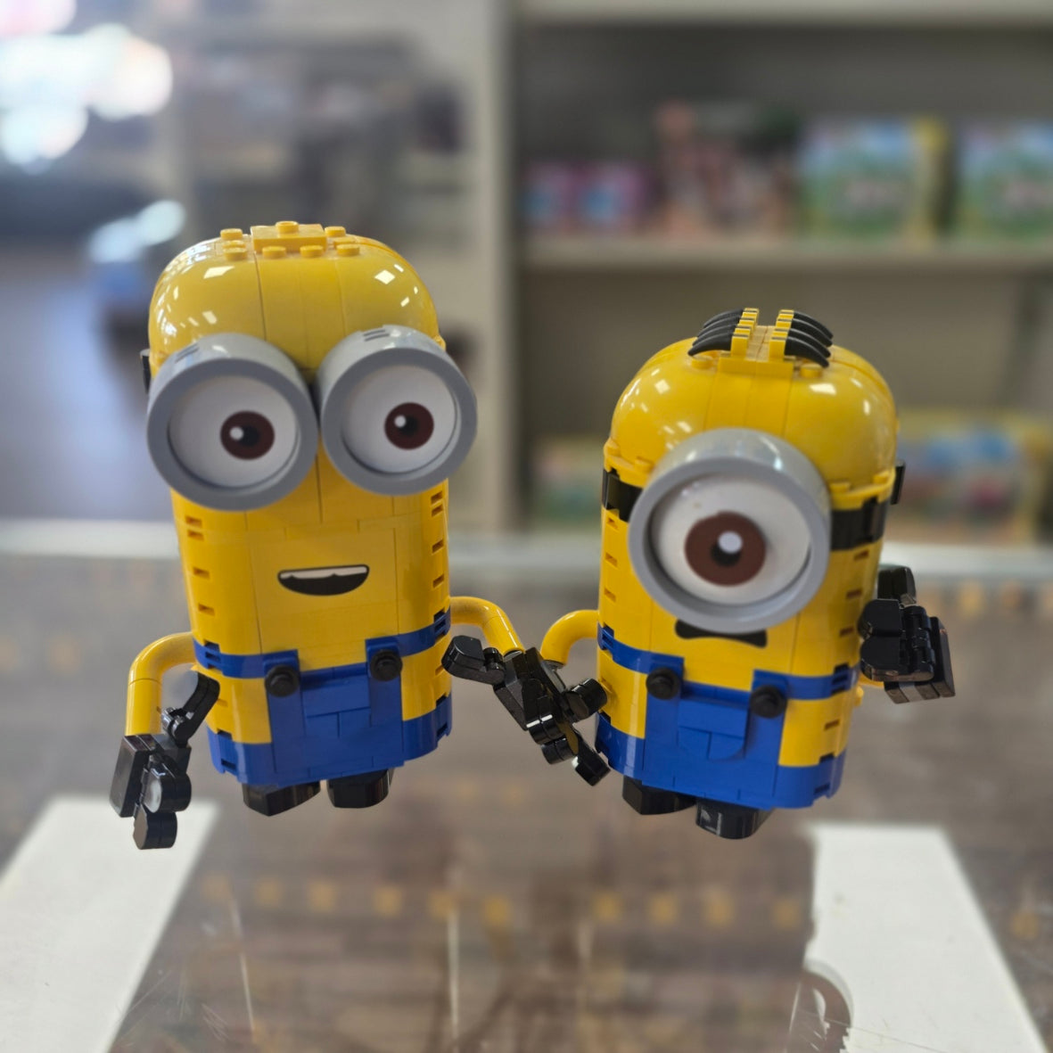 75551 Brick-Built Minions and Their Lair (Retired) (Previously Owned) product image 1, provided for visual reference and