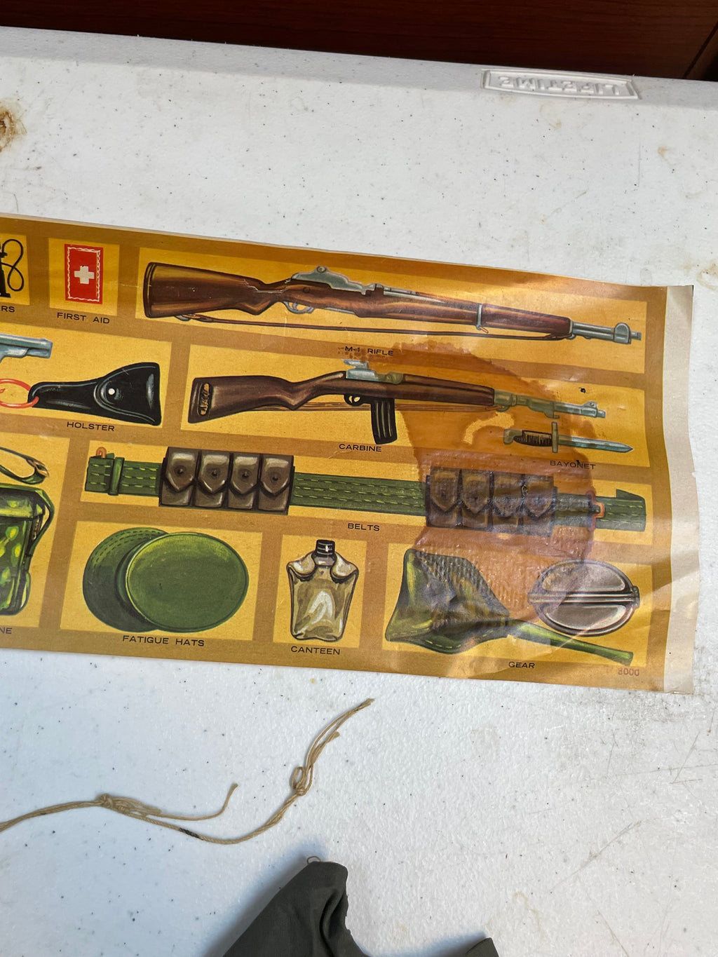 Action Marine with Foot Locker (Vintage 12” GI Joe, Hasbro) **Original** product image 39, provided for visual reference and