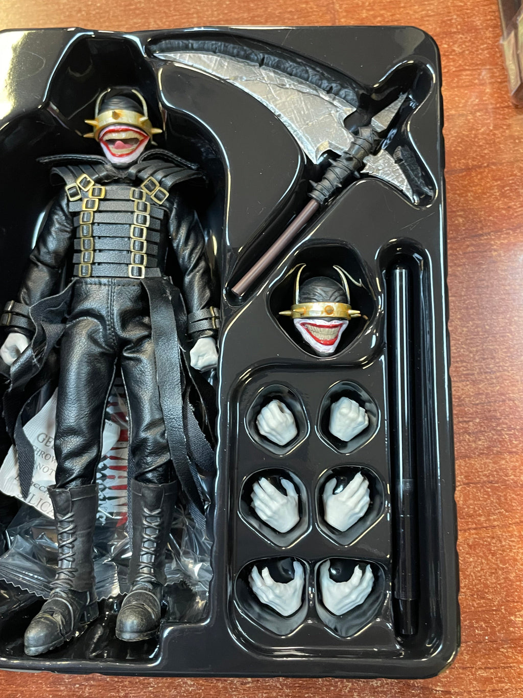Batman Who Laughs & Robin DAH-063DX (Beast Kingdom, DC) COMPLETE product image 12, provided for visual reference and product