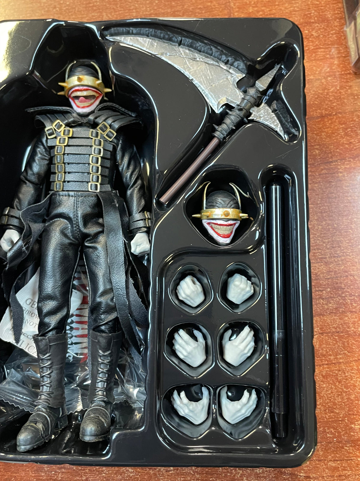 Batman Who Laughs & Robin DAH-063DX (Beast Kingdom, DC) COMPLETE product image 12, provided for visual reference and product