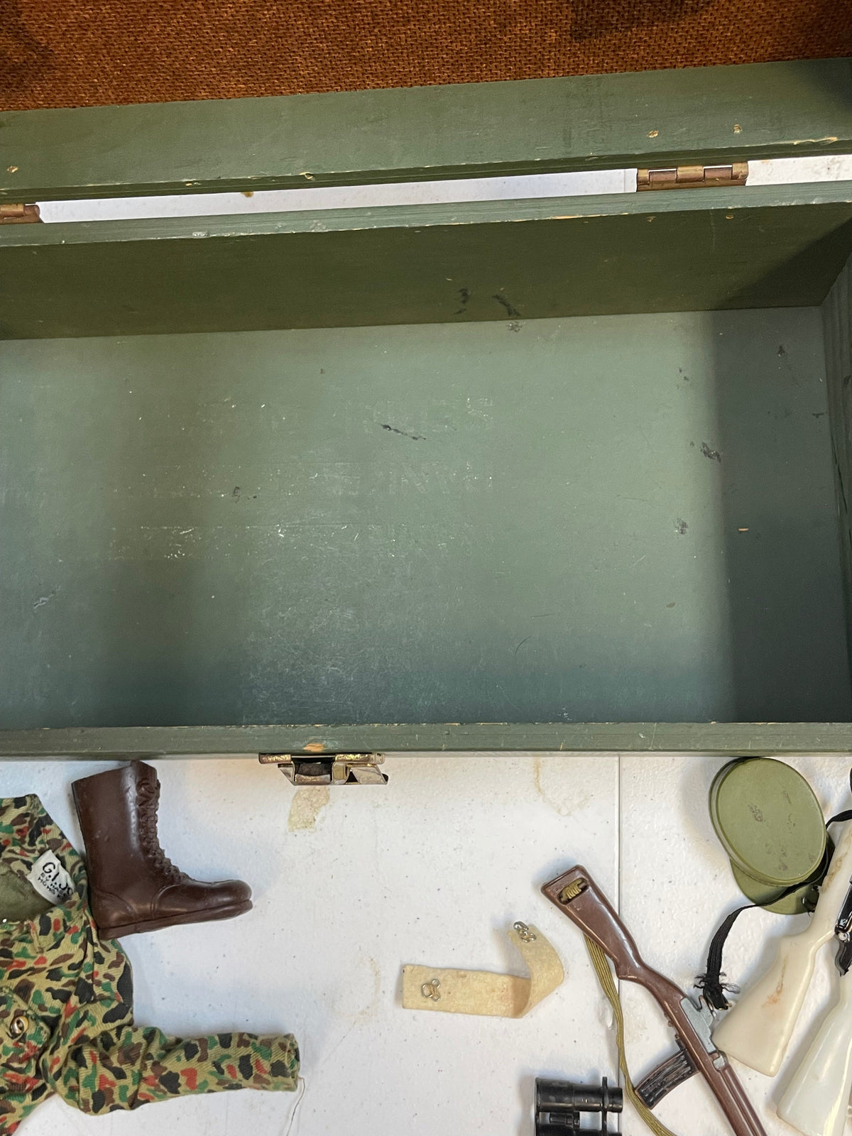 Action Marine with Foot Locker (Vintage 12” GI Joe, Hasbro) **Original** product image 49, provided for visual reference and