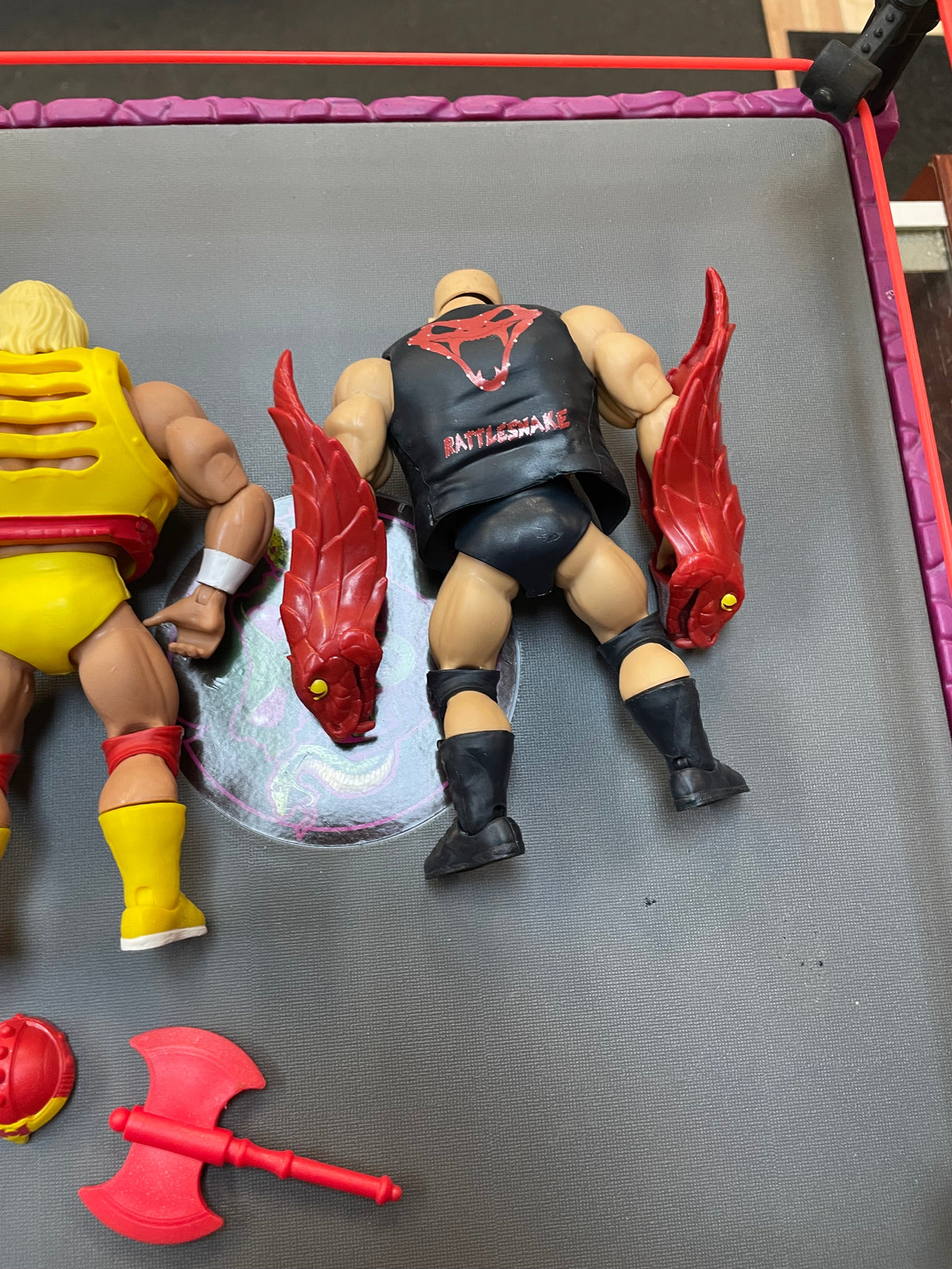 RattleSnake Mountain (WWE MOTU, Mattel) **COMPLETE** product image 13, provided for visual reference and product detail