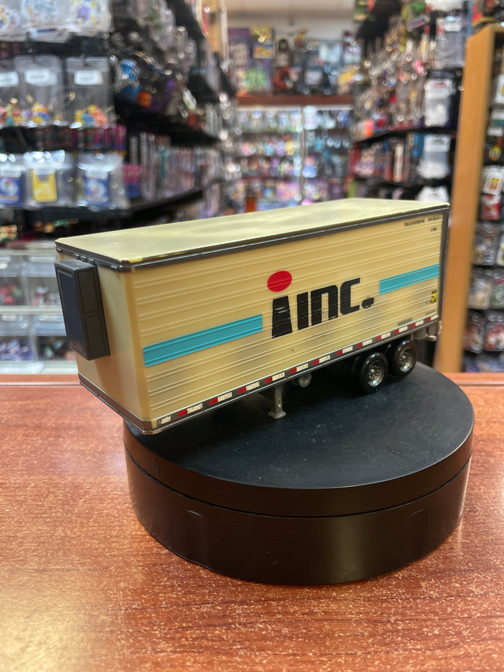 Chet Boxkaar Hauler (Pixar Cars, Mattel Diecast) **LOOSE** product image 6, provided for visual reference and product detail
