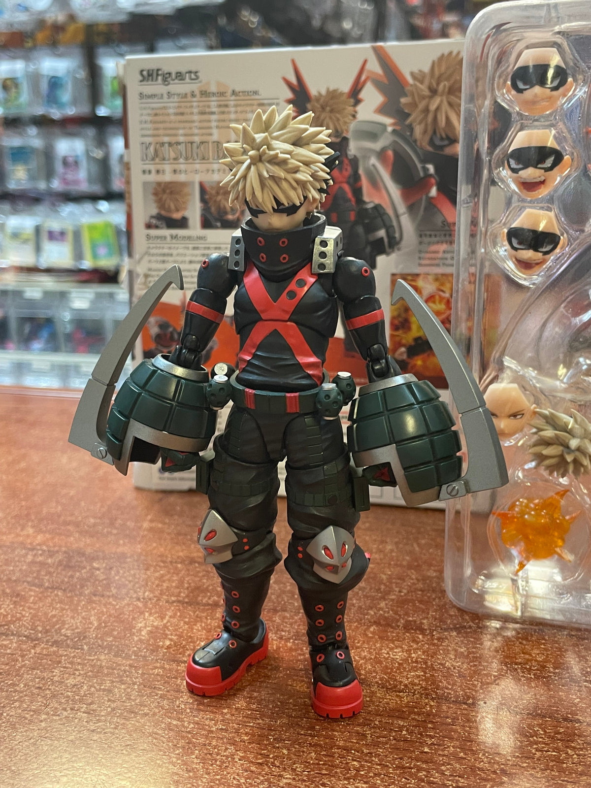 Bakugo -Great Explosion- (SH Figuarts Bandai, My Hero Academia) *COMPLETE* product image 6, provided for visual reference