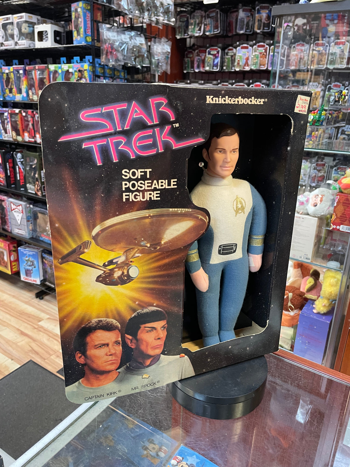 Captain Kirk -Soft Poseable Figure- (Vintage Star Trek, Knickerbocker) product image 3, provided for visual reference and