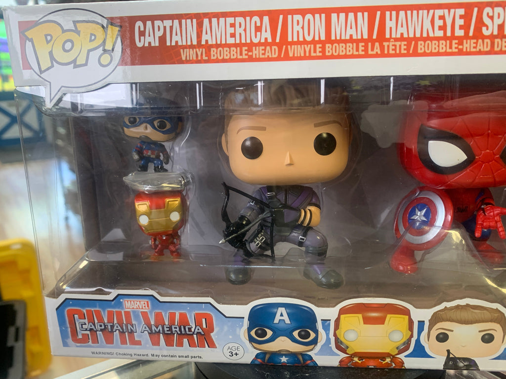 Hawkeye & Spiderman with Mini (Funko Pop, Marvel) EXCLUSIVE product image 3, provided for visual reference and product