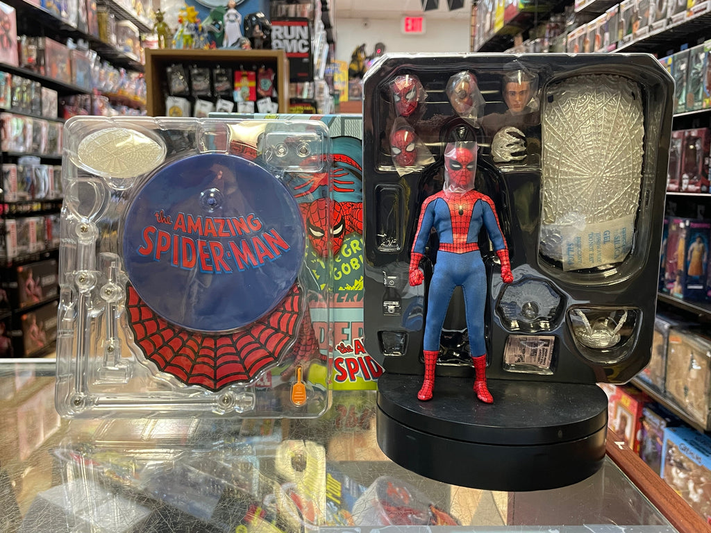 Amazing Spider-Man (Mezco One:12, Marvel) **COMPLETE** product image 1, provided for visual reference and product detail