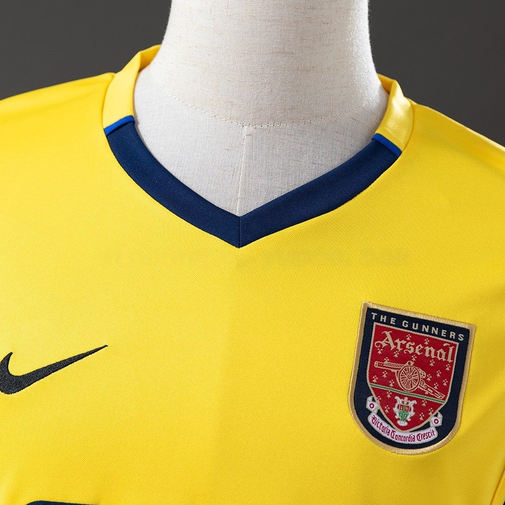 Arsenal Jersey 1999-00 Away Retro Football Kit product image 6