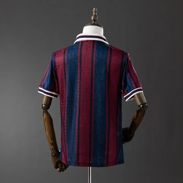 Barcelona Jersey 25/26 Anniversary Retro Football Kit product image 6