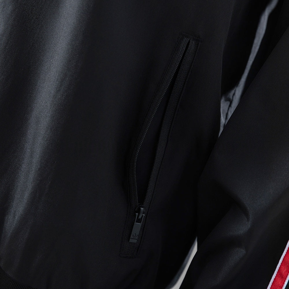 Manchester United Windbreaker 2025-26 Black Football Soccer product image 4