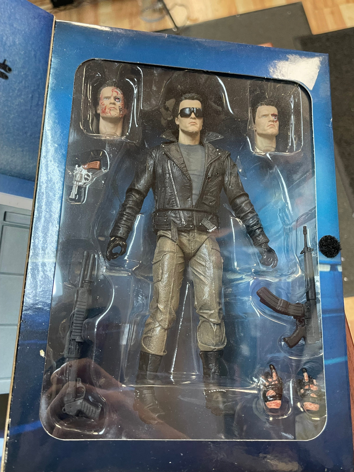 T-800 Police Station (NECA, Terminator) **SEALED** product image 6, provided for visual reference and product detail review