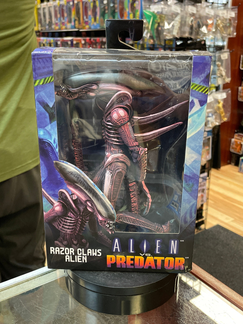 Razor Claws Alien (NECA, Predator vs Alien) **SEALED** product image 1, provided for visual reference and product detail