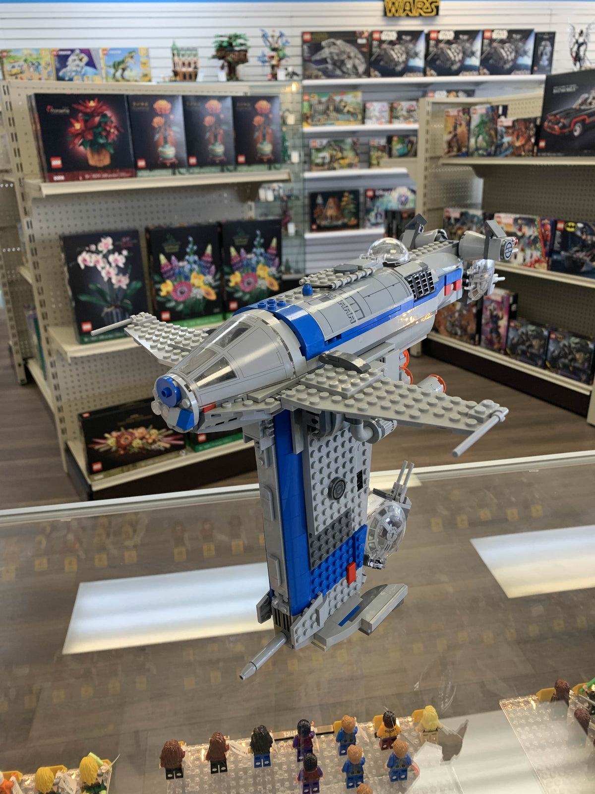 75188 Resistance Bomber (Retired) (Previously Owned) product image 1, provided for visual reference and product detail review