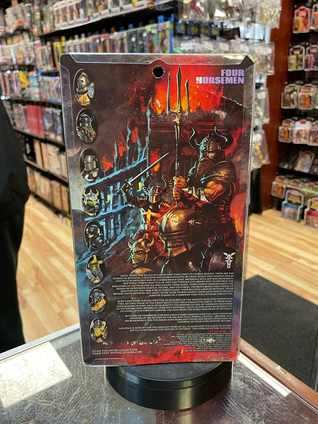 Deluxe Dark Templar Builder (Mythic Legions, Four Horseman) *NEW* product image 2, provided for visual reference and product