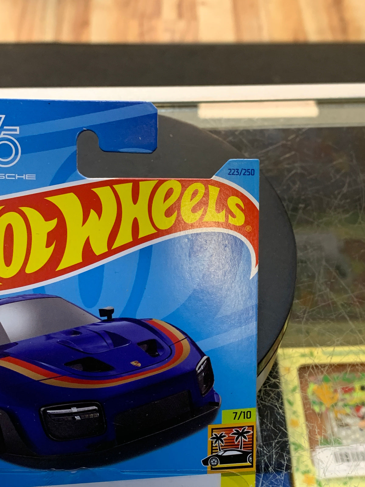 Porsche 935 SUPER TREASURE HUNT (Hot Wheels, Mattel) SEALED product image 6, provided for visual reference and product