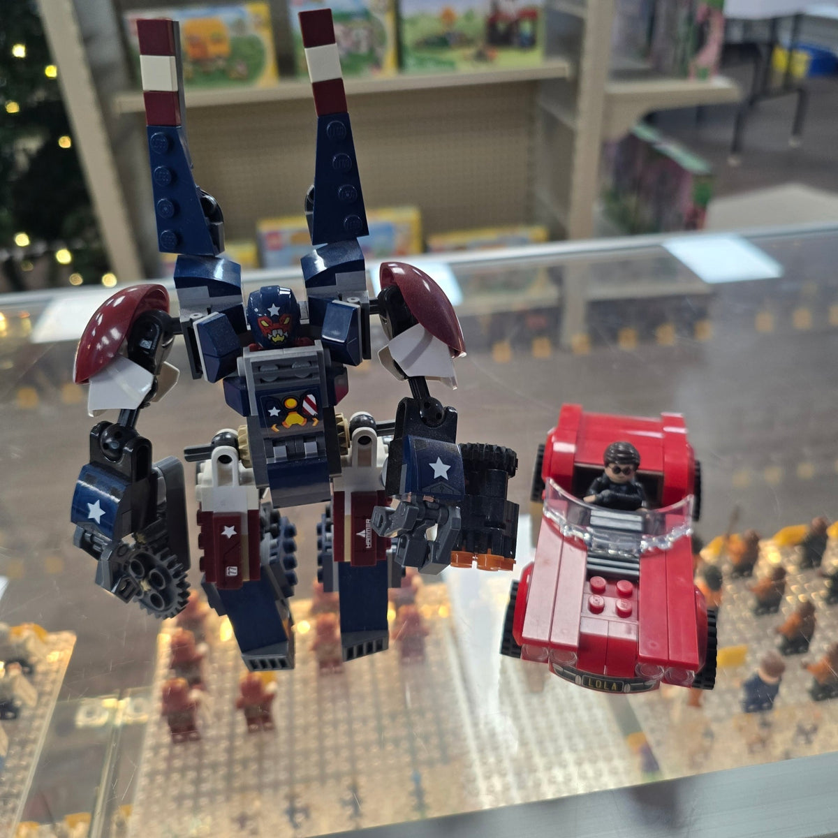76077 Iron Man: Detroit Steel Strikes (Retired) (Previously Owned) product image 1, provided for visual reference and