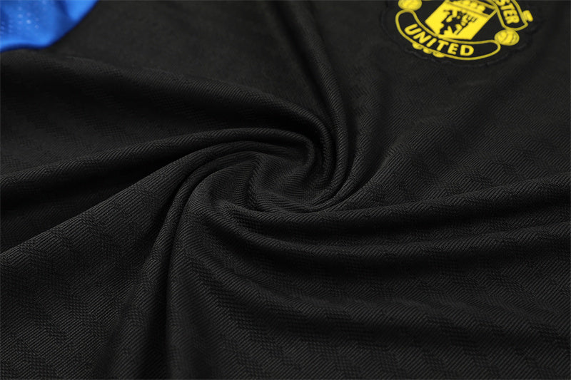 Manchester United Training Tracksuits 25/26 Football Kit product image 9