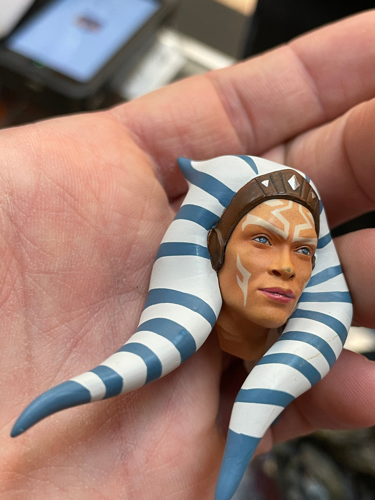 Ahsoka Tano 1/10 Polystone Statue BDS Art Scale (Star Wars, Iron Studios) COMPLETE product image 18, provided for visual