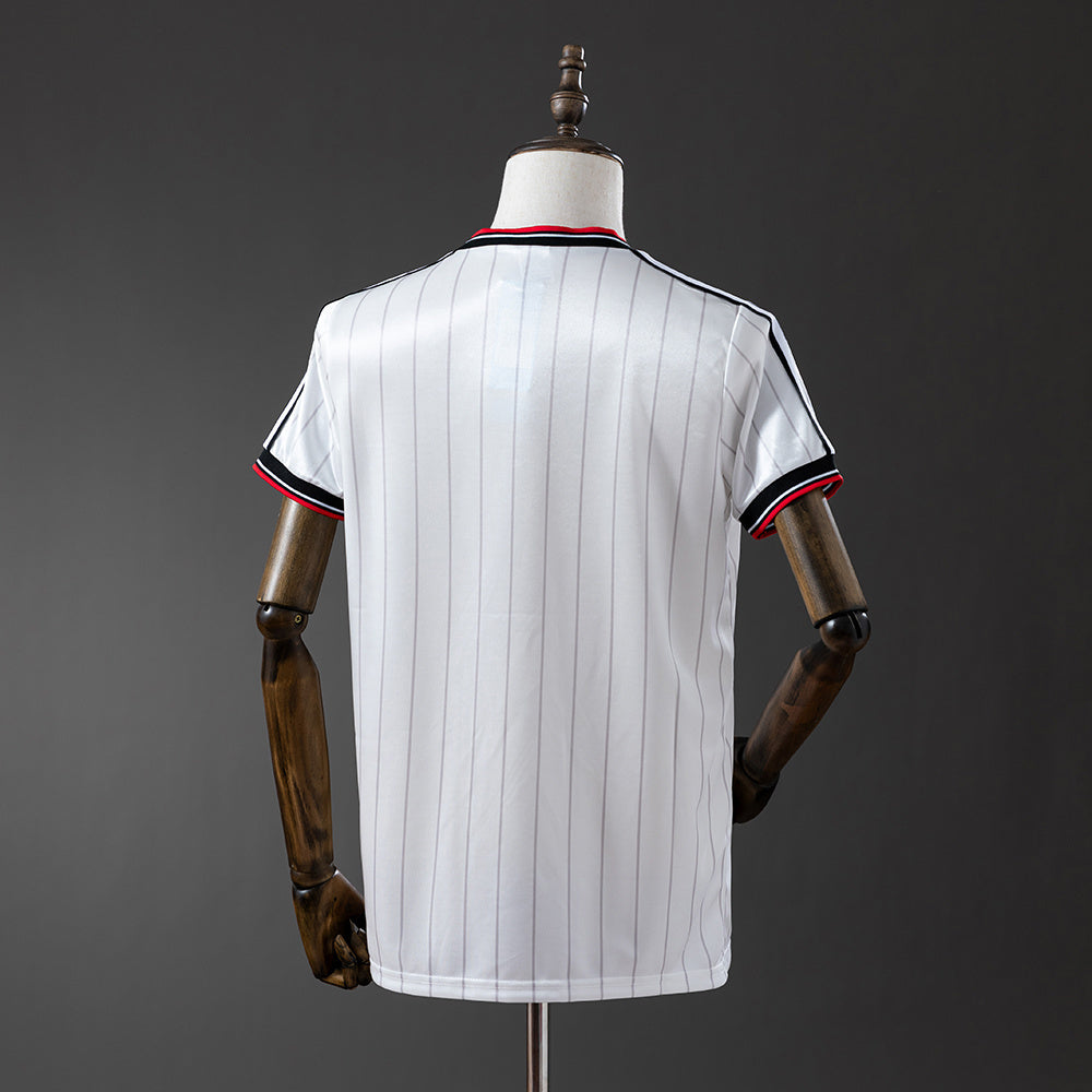 Manchester United Away Jersey1983-84 Retro Football Kit product image 2