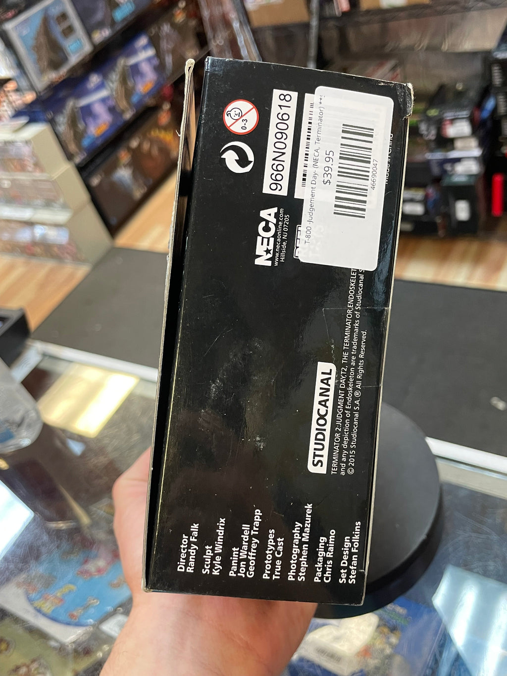 T-800 -Judgement Day- (NECA, Terminator) **SEALED** product image 9, provided for visual reference and product detail review