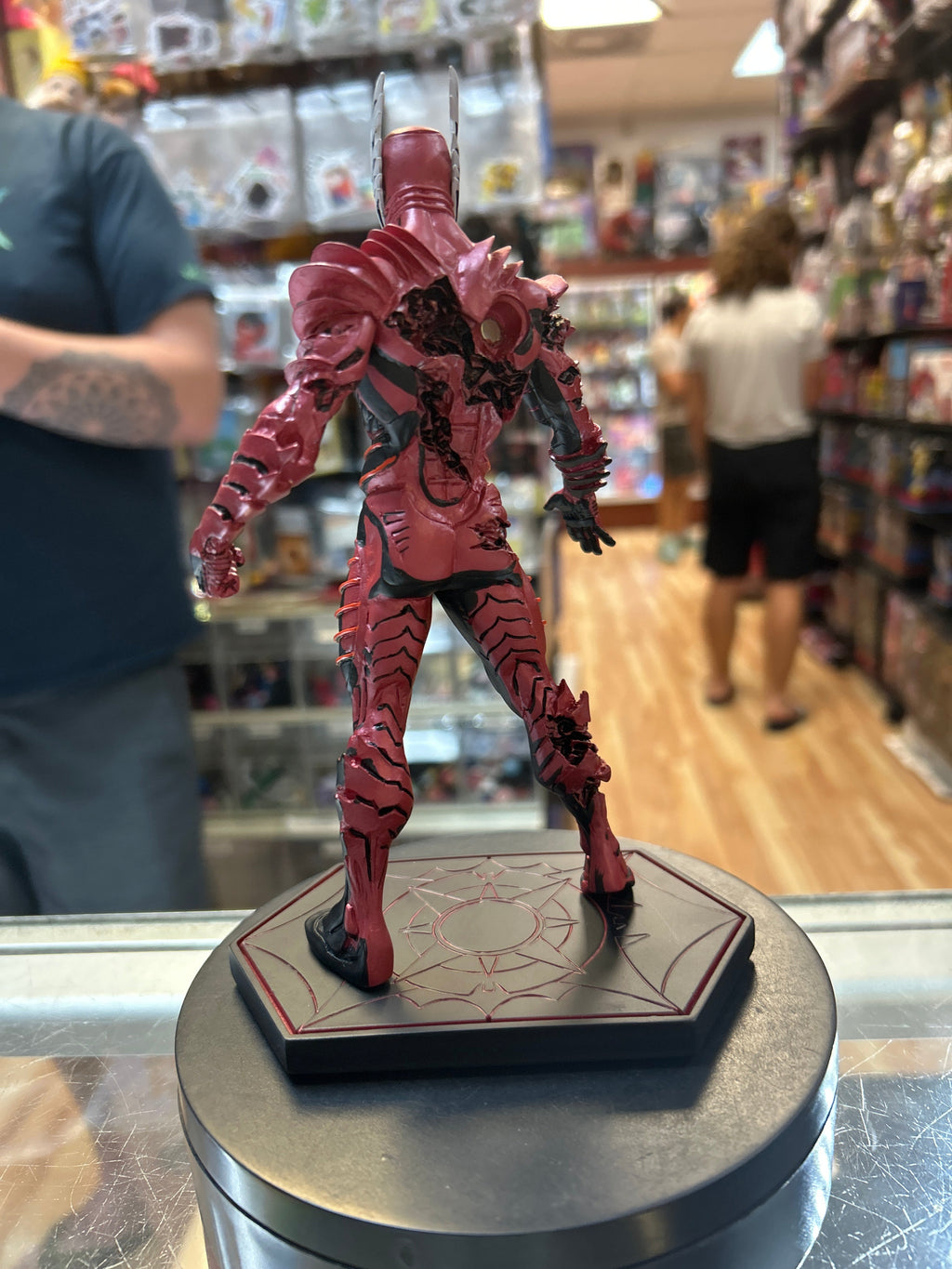 Red Death Batman Statue (Dc Collectibles, Batman The red Death) product image 4, provided for visual reference and product
