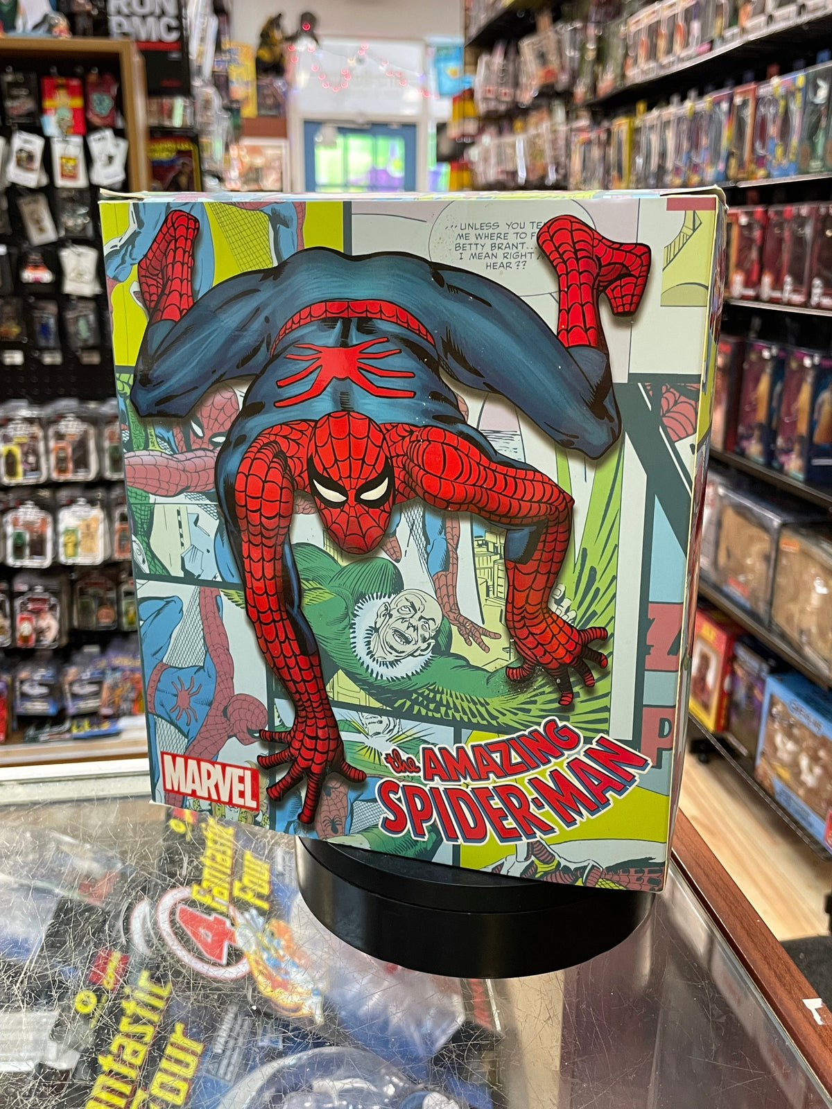 Amazing Spider-Man (Mezco One:12, Marvel) **COMPLETE** product image 19, provided for visual reference and product detail