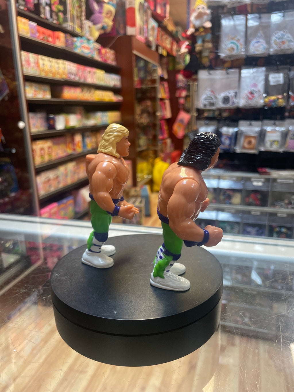 The Rockers 0231 (Vintage WWF WWE, Hasbro) product image 2, provided for visual reference and product detail review