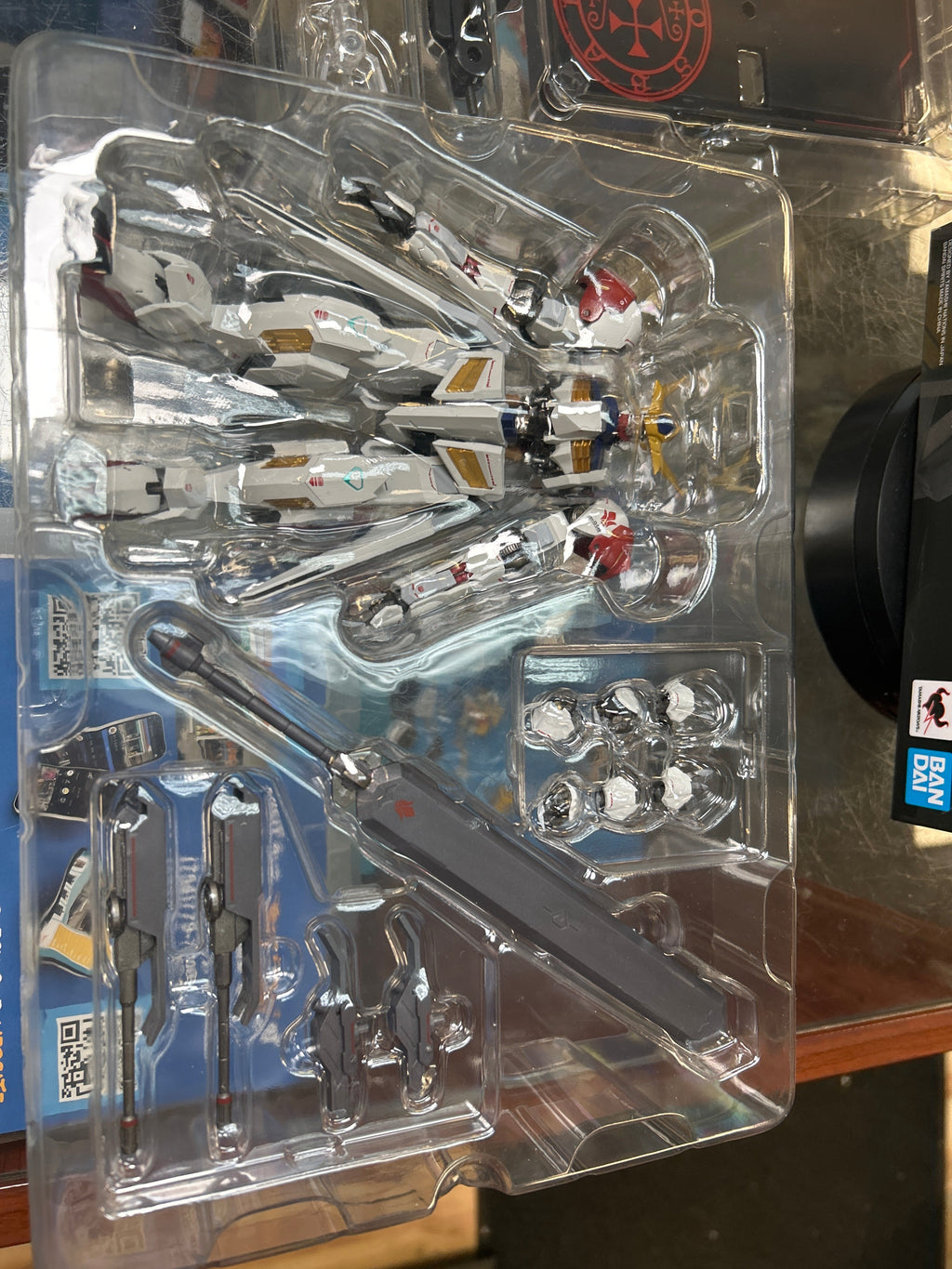 Side MS Barbatos Lupus (Bandai Tamashii Nations, Gundam) **COMPLETE** product image 3, provided for visual reference and