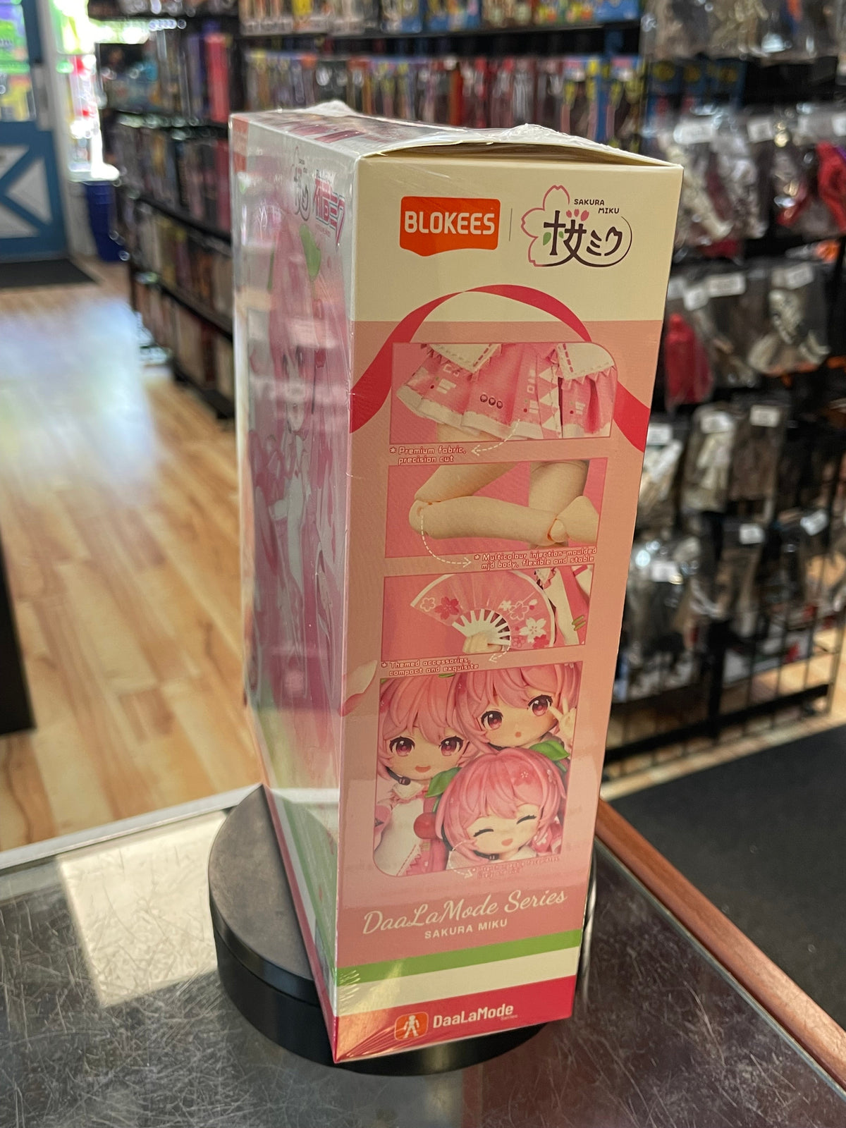 Sakura Miku DaaLaMode Series (Hatsune Miku DaaLaMode Series, Blokees) SEALED product image 4, provided for visual reference
