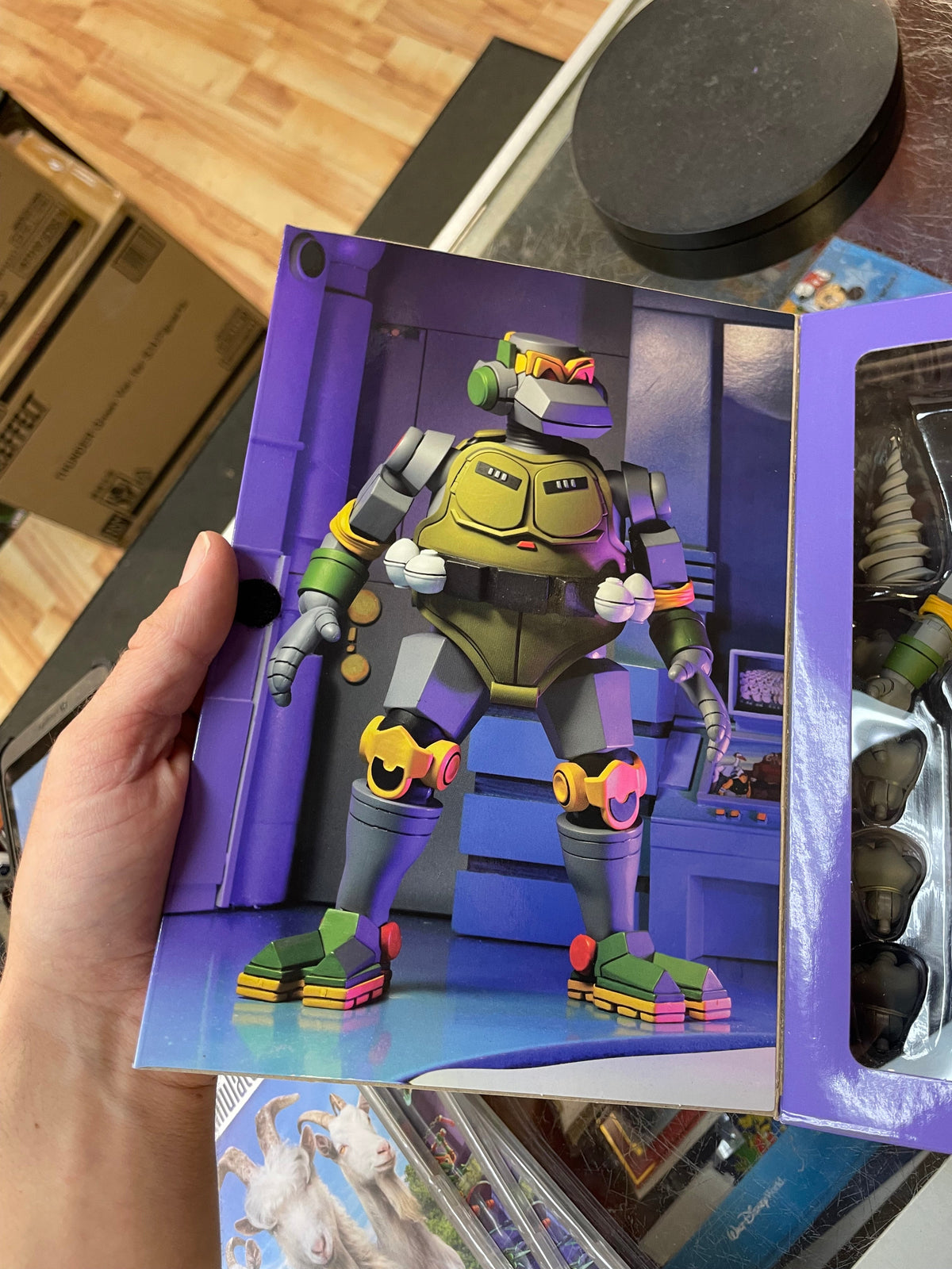 Mighty Metalhead (TMNT Ninja Turtles, NECA) **SEALED** product image 4, provided for visual reference and product detail
