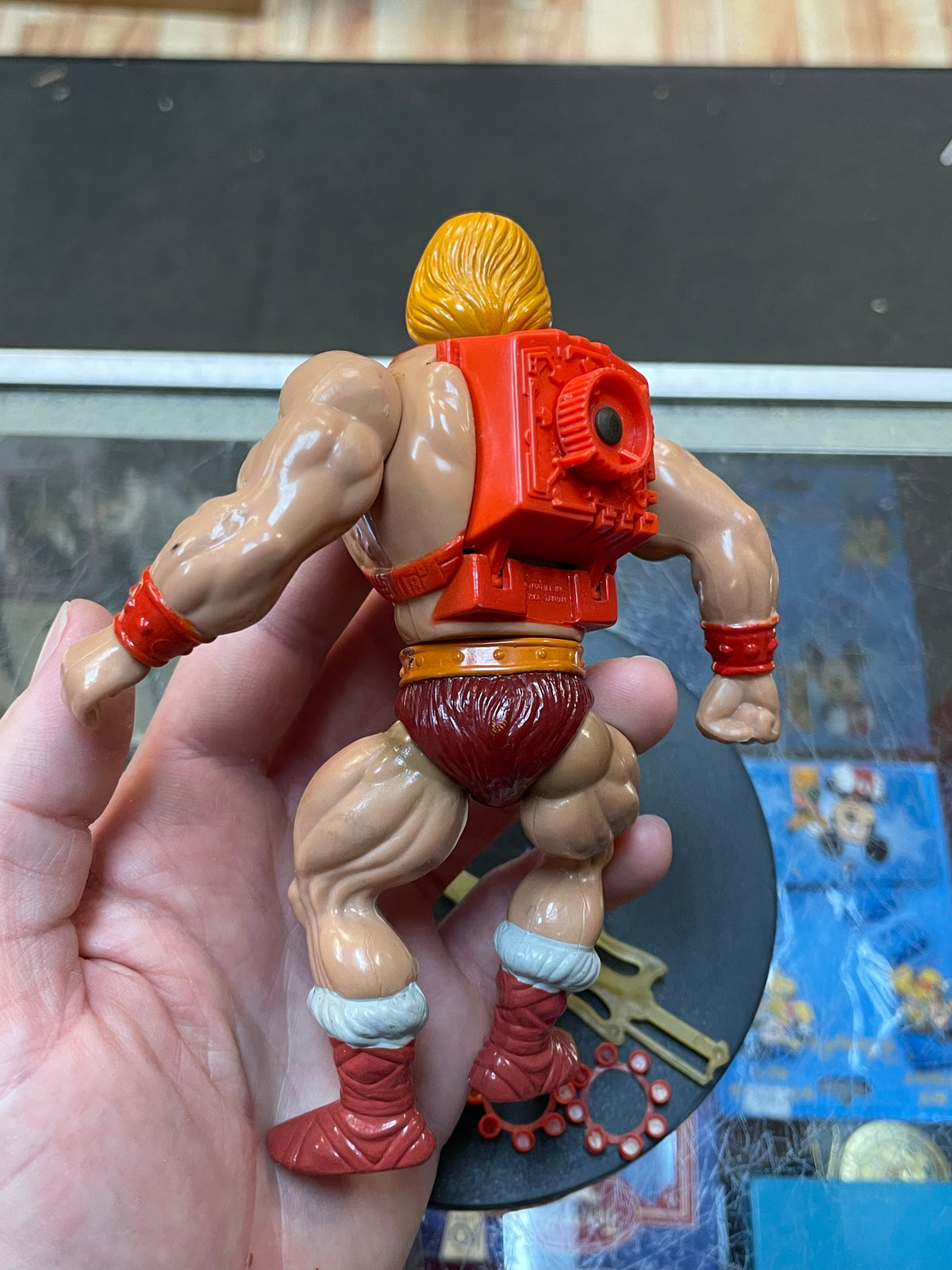 Thunder Punch He-Man 1273 (Vintage MOTU, Mattel) **COMPLETE** product image 6, provided for visual reference and product