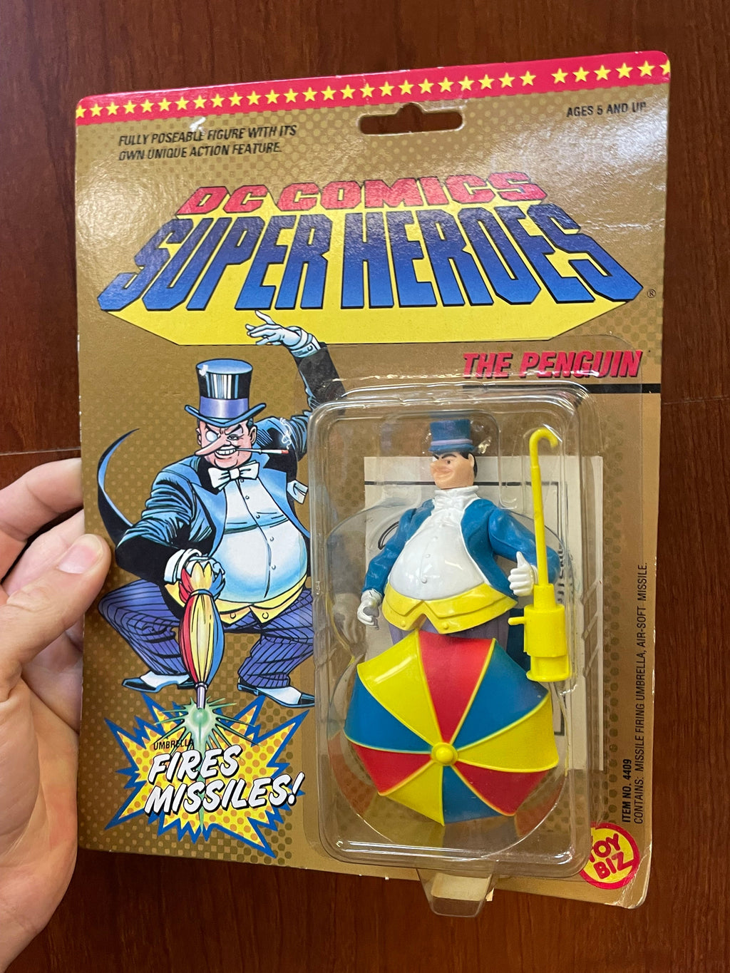 Umbrella Firing Missels Penguin (Vintage DC Comic Superheroes, Toybiz) **SEALED** product image 10, provided for visual