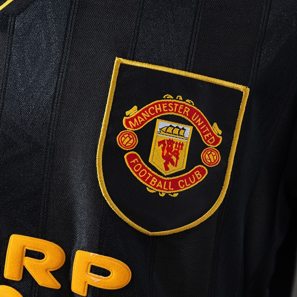 Manchester United Jersey 1993-95 Away Retro Football Kit product image 5