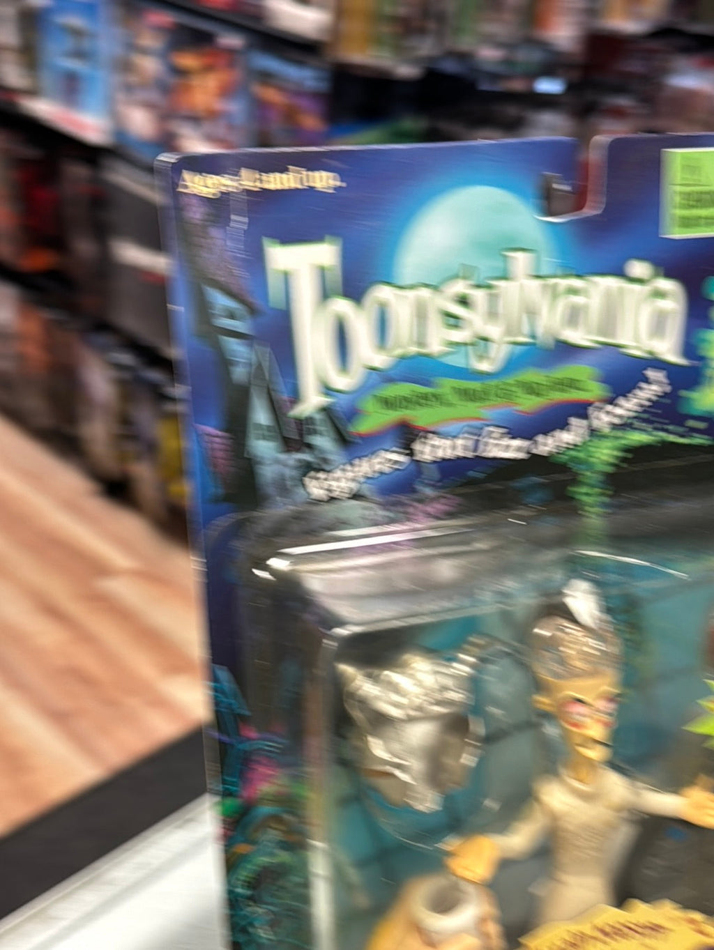 Brain Booster Dr Vic (Vintage Toonsylvania, Toy Island) SEALED product image 7, provided for visual reference and product